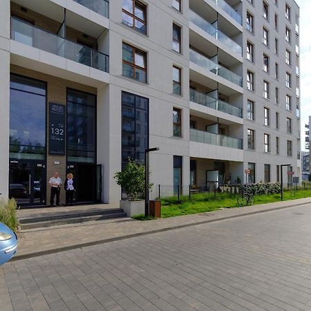 Hello Apartments Zajezdnia Wrzeszcz With Private Parking Gdansk Exterior foto