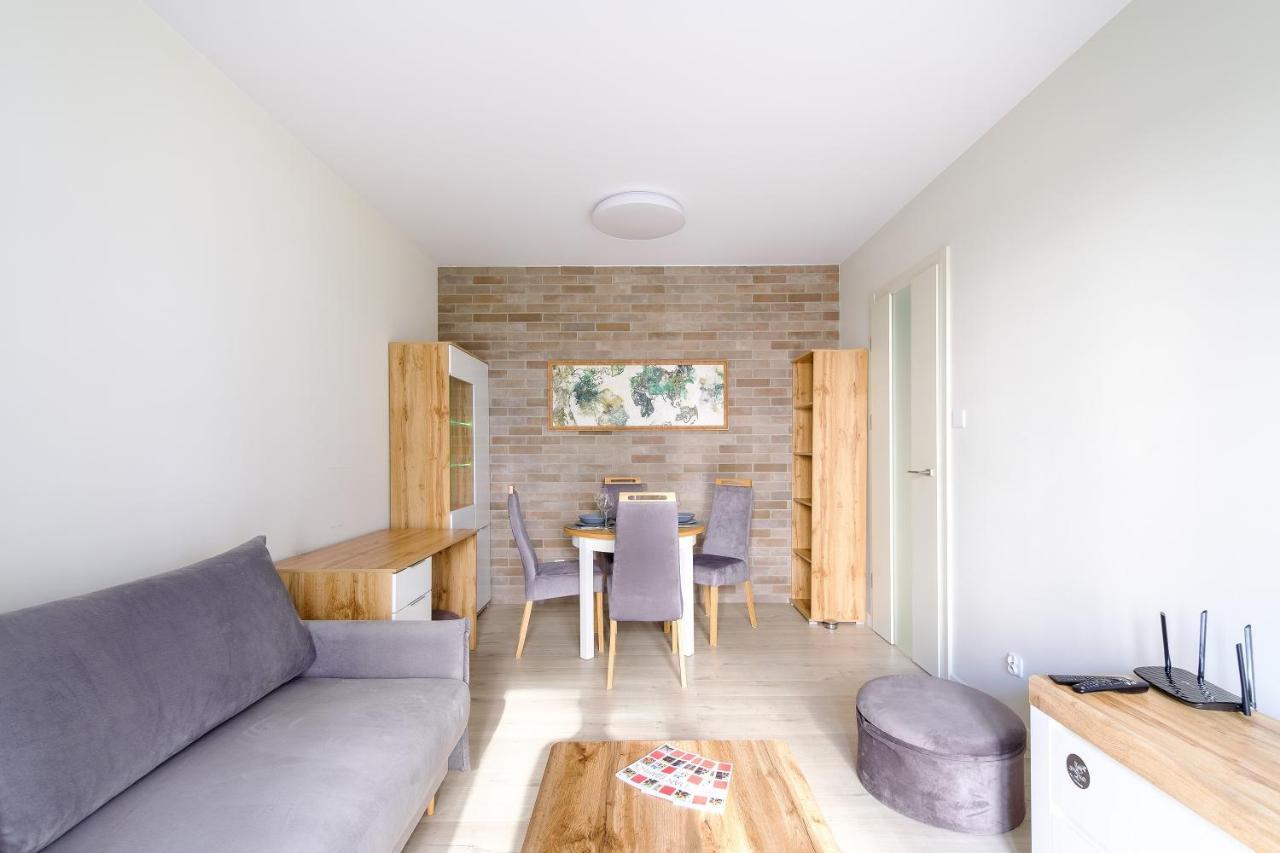Hello Apartments Zajezdnia Wrzeszcz With Private Parking Gdansk Exterior foto