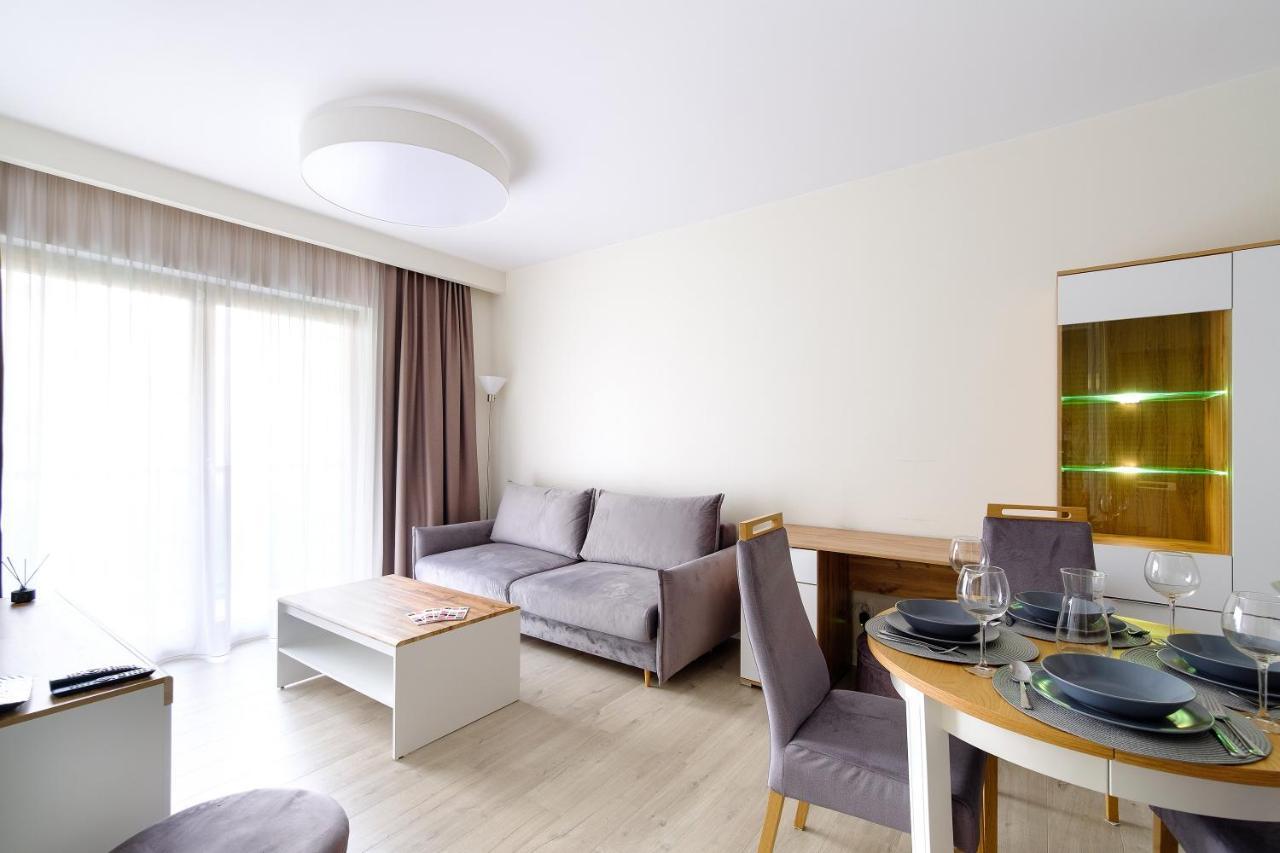 Hello Apartments Zajezdnia Wrzeszcz With Private Parking Gdansk Exterior foto