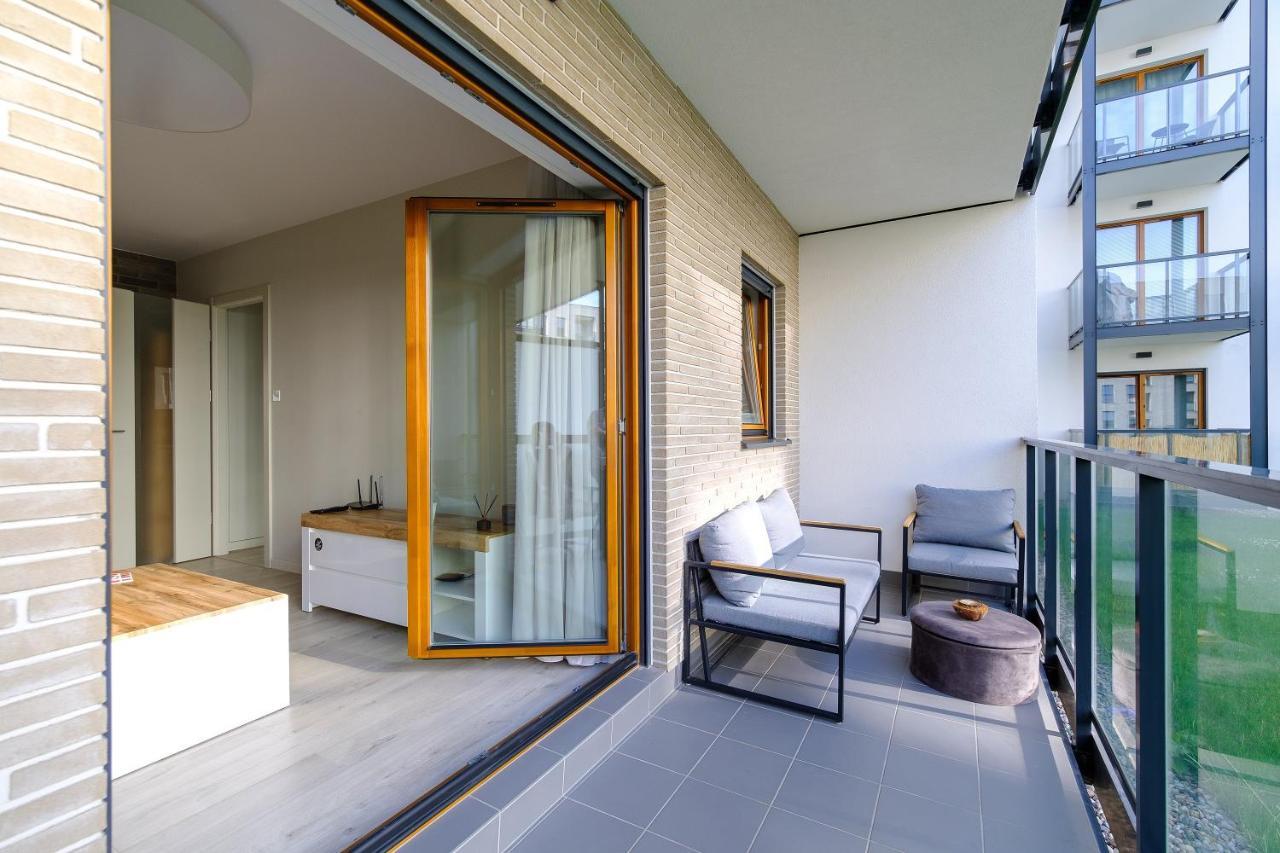 Hello Apartments Zajezdnia Wrzeszcz With Private Parking Gdansk Exterior foto