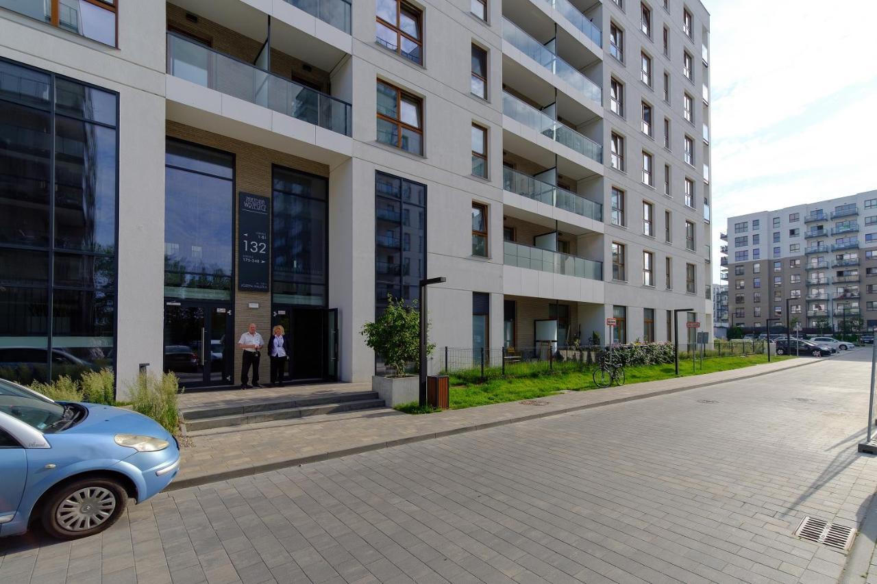 Hello Apartments Zajezdnia Wrzeszcz With Private Parking Gdansk Exterior foto
